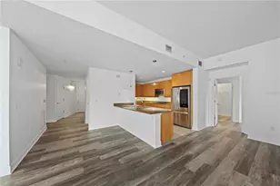 100 S Eola Dr, Orlando, FL 32801 - Photo 13