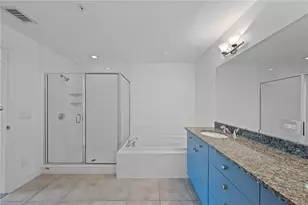 100 S Eola Dr, Orlando, FL 32801 - Photo 25