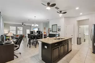 4633 Fairy Tale Cir, Kissimmee, FL 34746 - Photo 11