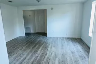 10221 Beam St, Jacksonville, FL 32218 - Photo 9