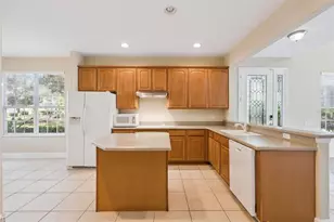 3099 Metro Sevilla Dr, Orlando, FL 32835 - Photo 15