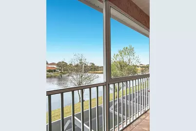 6828 Sombras Way, Land O Lakes, FL 34637 - Photo 21