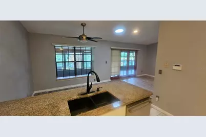 4075 Shoreside Circle, Tampa, FL 33624 - Photo 13