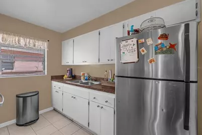 1079 N Lakewood Avenue, Ocoee, FL 34761 - Photo 9