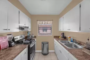 1079 N Lakewood Ave, Ocoee, FL 34761 - Photo 11