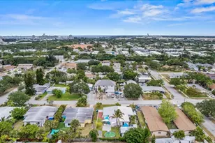 215 Jefferson Ave, Cape Canaveral, FL 32920 - Photo 25