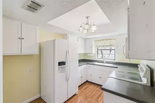 478 Oxford Dr, Port Orange, FL 32127 - Photo 9