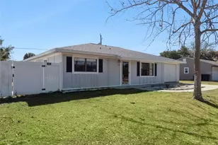 478 Oxford Dr, Port Orange, FL 32127 - Photo 3