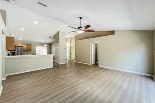 1103 Lakeview Oaks Dr, Minneola, FL 34715 - Photo 19