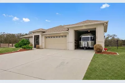 735 Black Eagle Drive, Groveland, FL 34736 - Photo 5