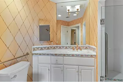 1110 SW Ivanhoe Boulevard #27, Orlando, FL 32804 - Photo 11