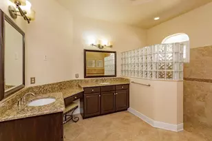 8816 Great Cove Dr, Orlando, FL 32819 - Photo 17