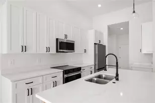 106 Megan Ct, Orange City, FL 32763 - Photo 11