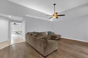 1313 Lake Willisara Cir, Orlando, FL 32806 - Photo 7