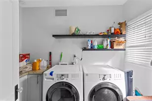 1409 E Amelia St, Orlando, FL 32803 - Photo 7