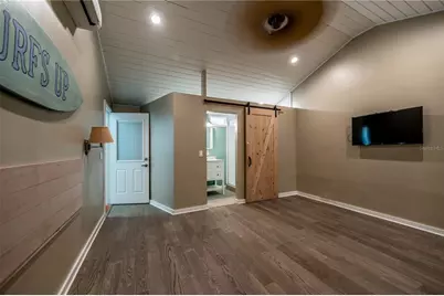 115 124th Avenue W, Treasure Island, FL 33706 - Photo 7