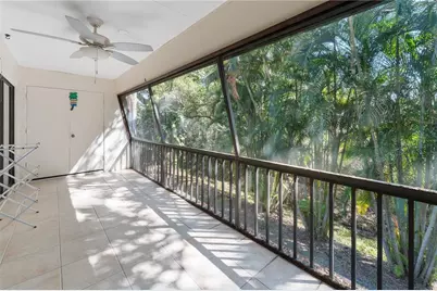 4574 Ringwood Meadow #4, Sarasota, FL 34235 - Photo 11