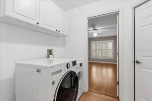 817 Kingsbridge Dr, Oviedo, FL 32765 - Photo 49