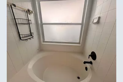 3930 Lakeside Reserve Lane, Orlando, FL 32810 - Photo 21