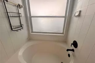 3930 Lakeside Reserve Ln, Orlando, FL 32810 - Photo 21