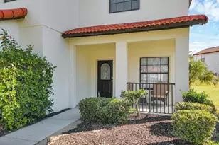 16748 Lazy Breeze Loop, Clermont, FL 34714 - Photo 3