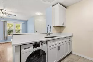 2612 Grassy Point Dr, Lake Mary, FL 32746 - Photo 3