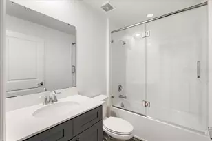 946 Laurel Vw Wy, Groveland, FL 34736 - Photo 13