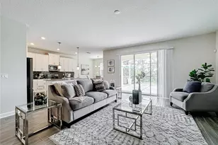 8886 Fallen Oak Dr, Davenport, FL 33896 - Photo 9