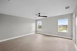 20054 Nob Oak Ave, Tampa, FL 33647 - Photo 9