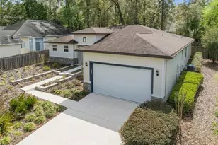 1717 NW 17th Ln, Gainesville, FL 32605 - Photo 5