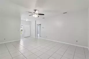 3861 Bentford Ct, Orlando, FL 32817 - Photo 3