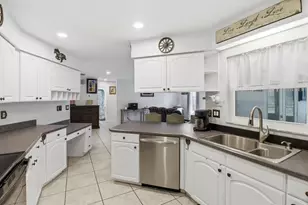 12524 SW 109th Pl, Dunnellon, FL 34432 - Photo 13