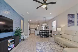 8258 Bayliss Ct, Orlando, FL 32825 - Photo 5