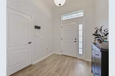 8258 Bayliss Court, Orlando, FL 32825 - Photo 3