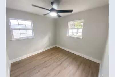 8710 94th Avenue, Seminole, FL 33777 - Photo 9