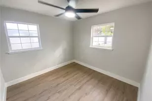 8710 94th Ave, Seminole, FL 33777 - Photo 9