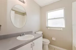 1909 Torrey Dr, Orlando, FL 32818 - Photo 17