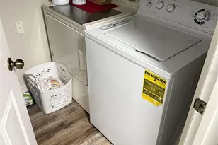 10201 Courtney Palms Blvd, Tampa, FL 33619 - Photo 9