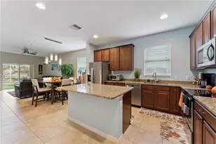 10942 High Bush Ct, Orlando, FL 32825 - Photo 7