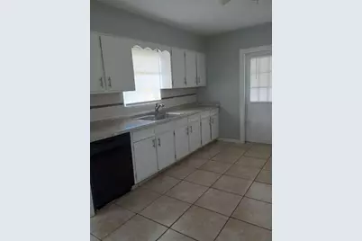 1506 18th Street W, Bradenton, FL 34205 - Photo 11