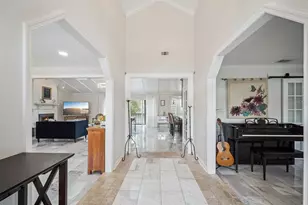 8612 Lost Cove Dr, Orlando, FL 32819 - Photo 7