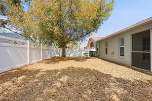 1012 Cristelle Jean Dr, Ruskin, FL 33570 - Photo 29