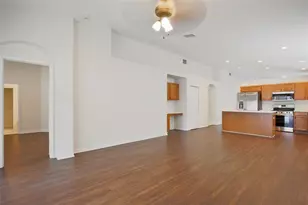 1012 Cristelle Jean Dr, Ruskin, FL 33570 - Photo 7