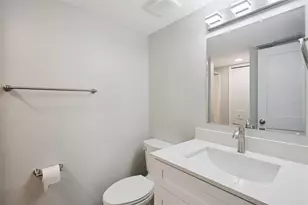 3154 Plaza Terrace Dr, Orlando, FL 32803 - Photo 11