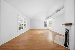 563 W Springtree Way, Lake Mary, FL 32746 - Photo 5