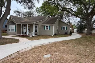 1527 Dess Dr, Orlando, FL 32818 - Photo 7