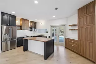 2712 Gretagreen Ct, Orlando, FL 32835 - Photo 19