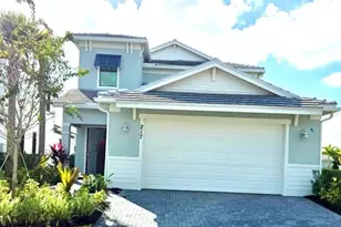 217 SE Fascino Cir, Port Saint Lucie, FL 34984 - Photo 1