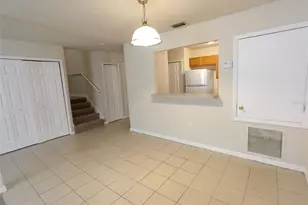 880 E Columbia Ave, Kissimmee, FL 34744 - Photo 9