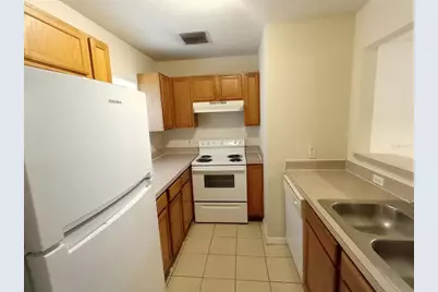 880 E Columbia Avenue, Kissimmee, FL 34744 - Photo 11